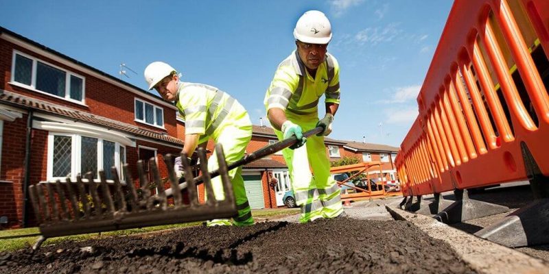 Amey Sheffield Pavement resurfacing road workers for Yorkshire Highways