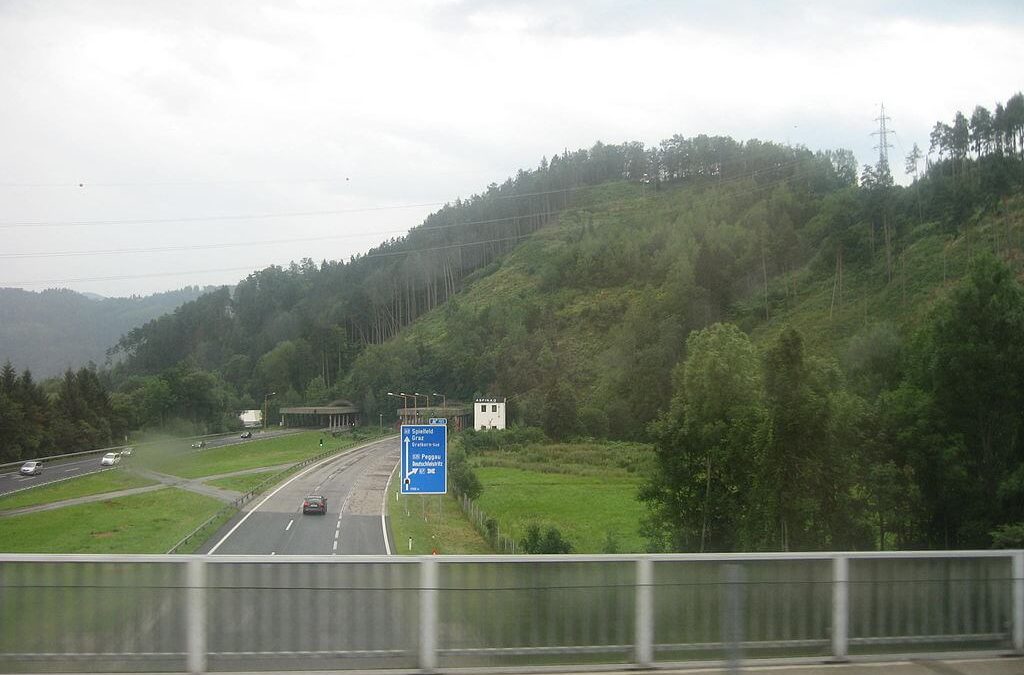 Schartnerkogel tunnel Renovation on A9 Pyhrn motorway
