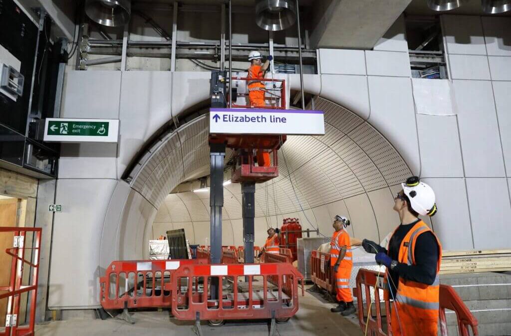 Elizabeth Line - insufficient time for crossrail target dates to be met