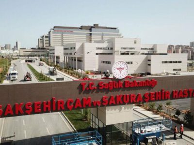 Başakşehir Çam and Sakura Hospital Entrance