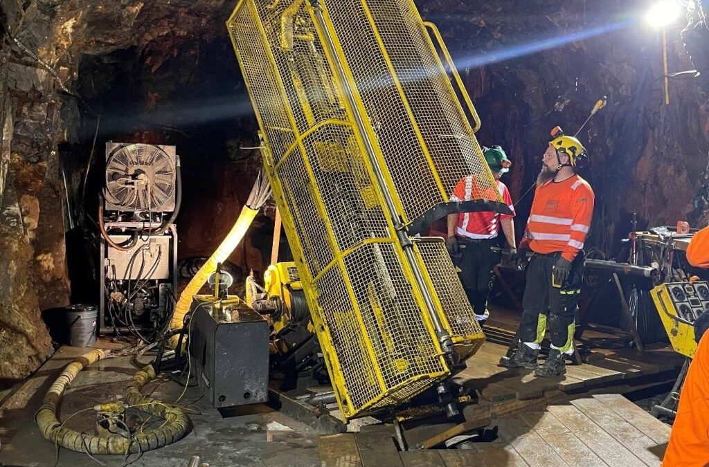 Cornish Underground Tin Mine Drilling and Dewatering Process