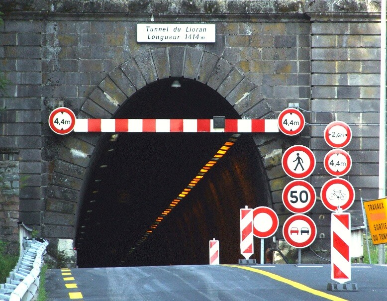 Lioran tunnel on Rn122