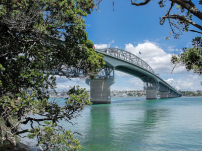 Auckland's Harbour Crossing