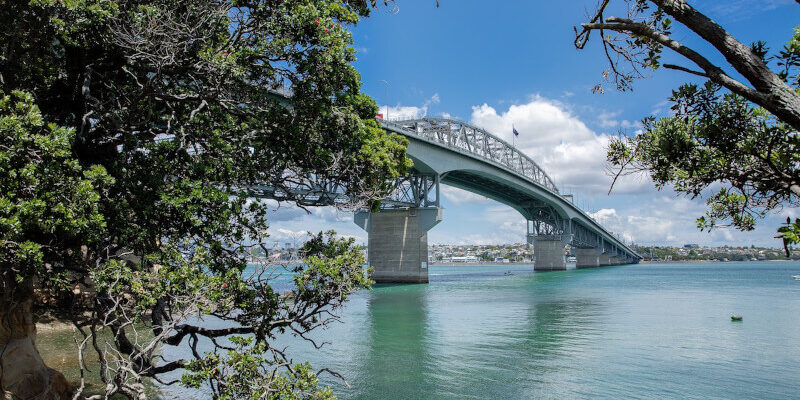 Auckland's Harbour Crossing