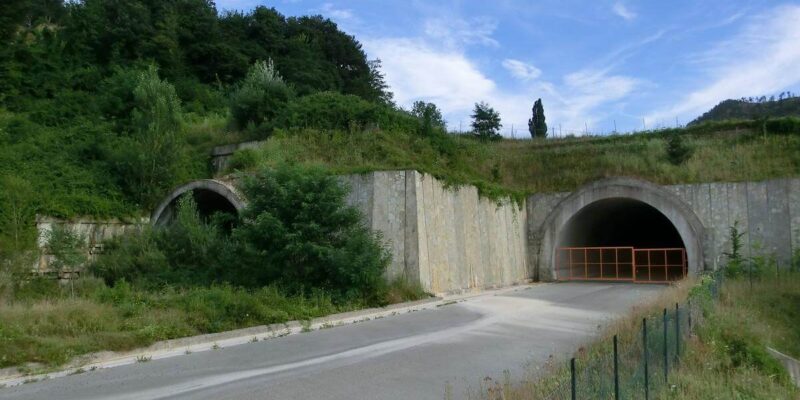 Guinza Tunnel