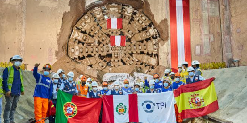 Lima Metro Line 4 breakthrough