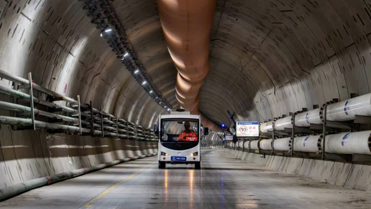 TBM breakthrough on Qingdao’s second Jiaozhou Bay Tunnel