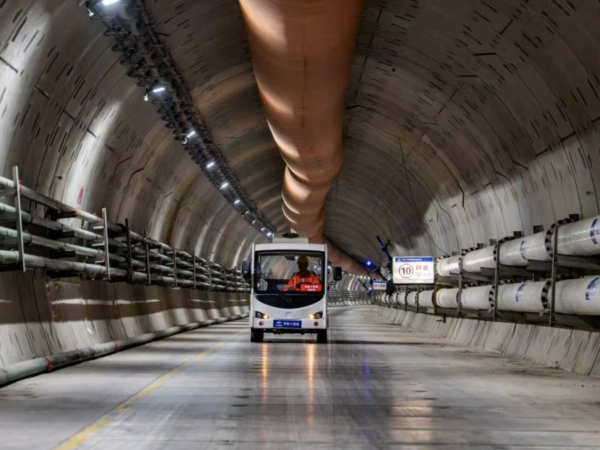 TBM breakthrough on Qingdao’s second Jiaozhou Bay Tunnel